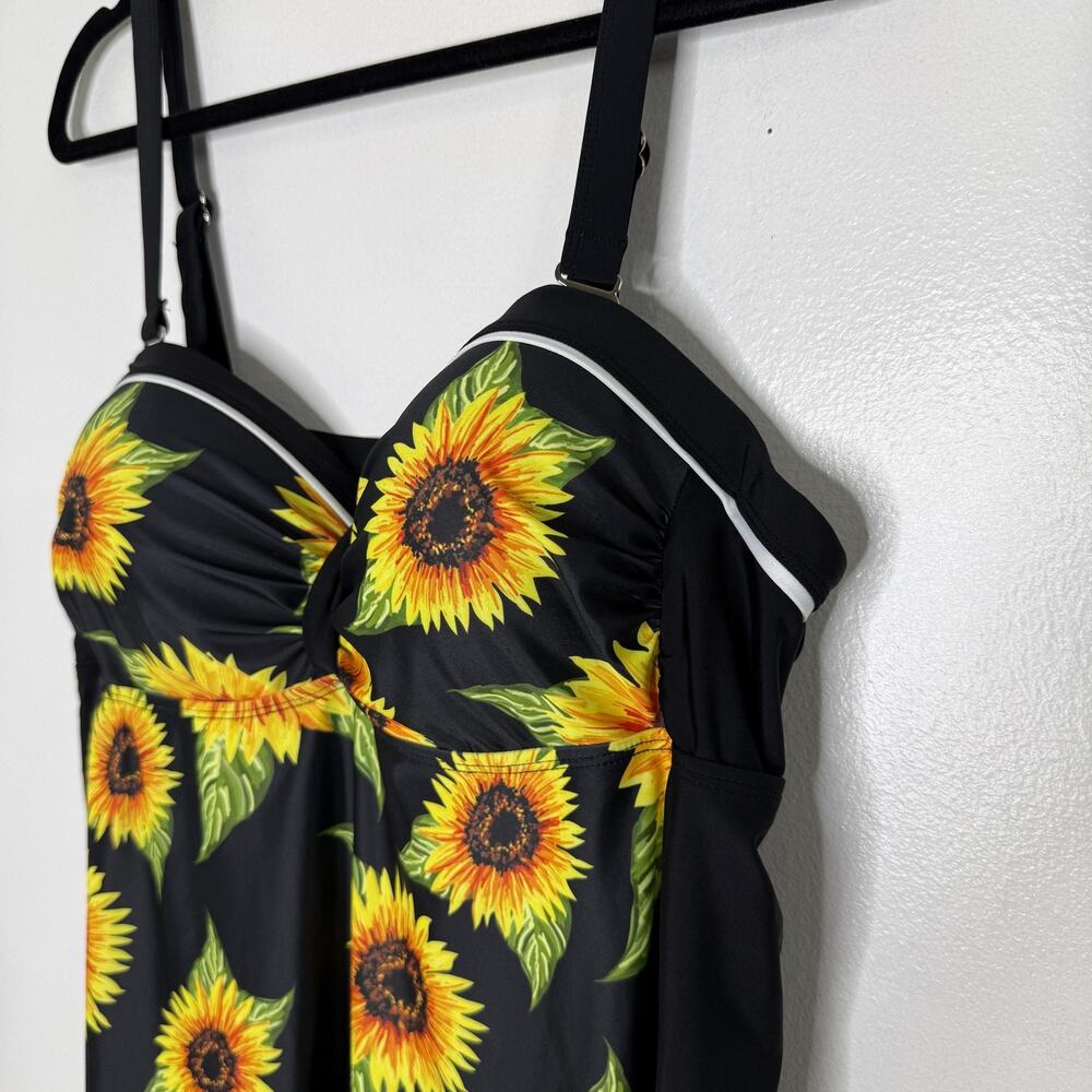 Hanna Nikole Swimdress 20W Black Sunflower Floral Tank Adjustable Womens